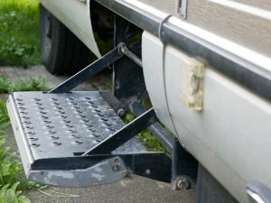 Hymer Manual Step